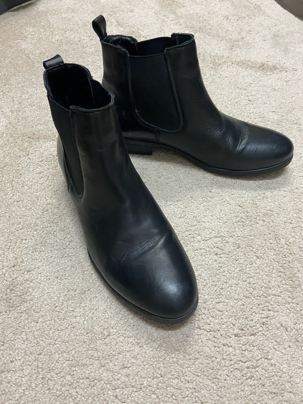 Aldo Black Leather Chelsea Ankle Boots